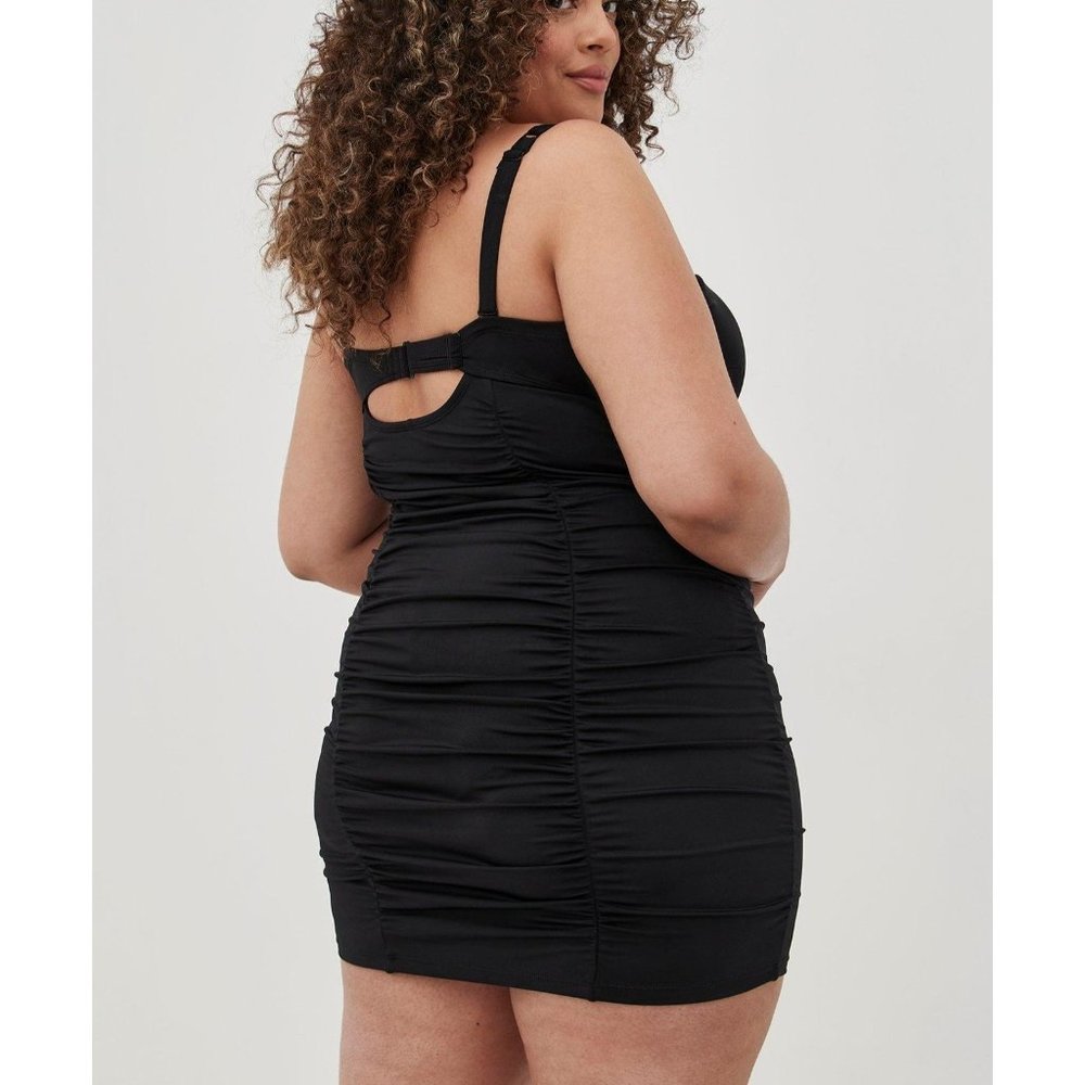 NEW Torrid Underwire Ruched Mid-Length Swim Dress Sz 2X D/DD - Picture 9 of 14
